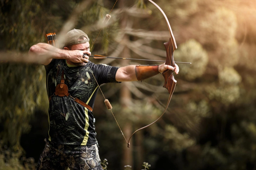 Bows vs. Crossbows: A Comparison of Traditional and Modern Archery Equipment